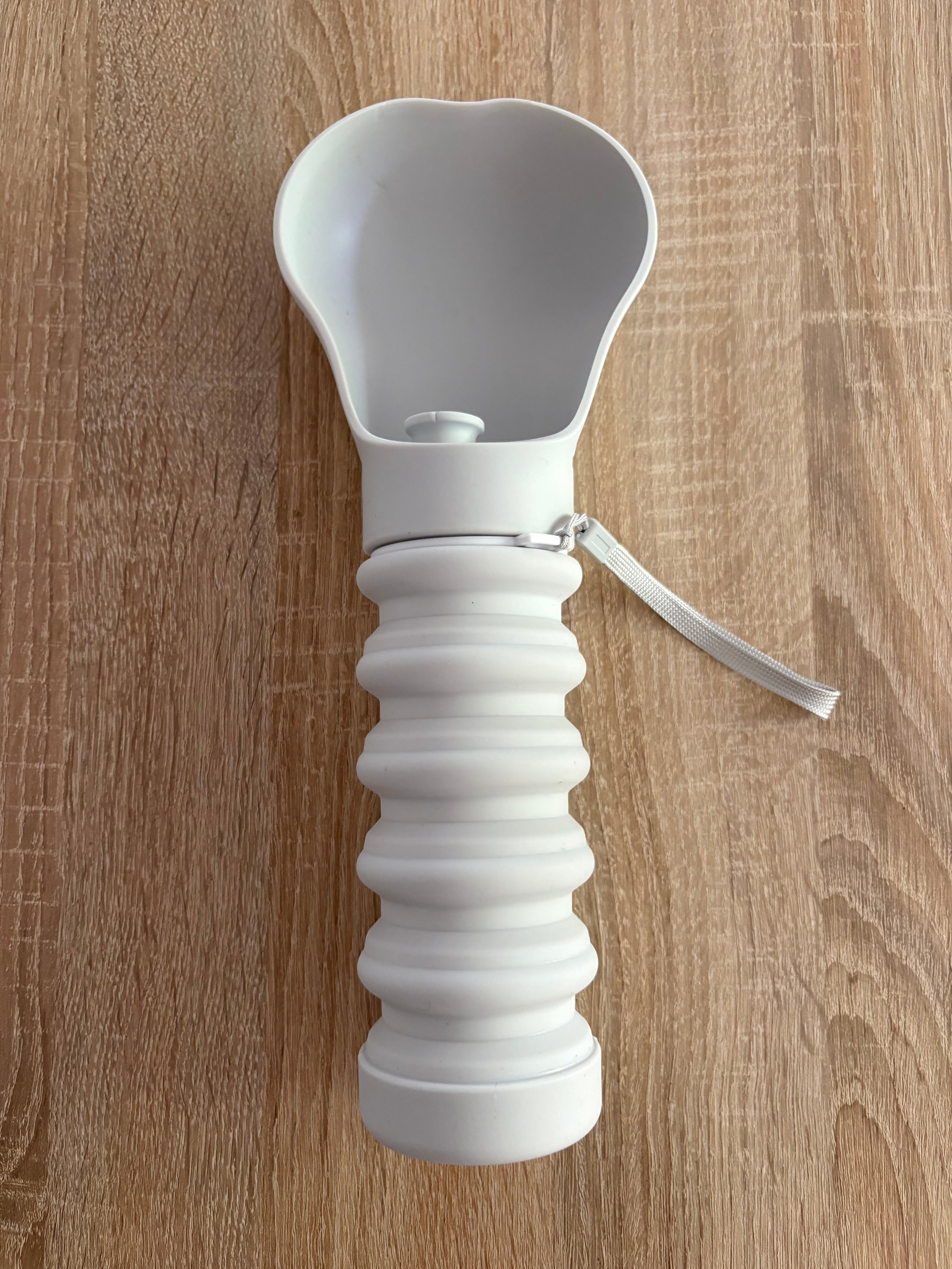 Gourde Portable pour Chien – Hydratation Facile en Balade